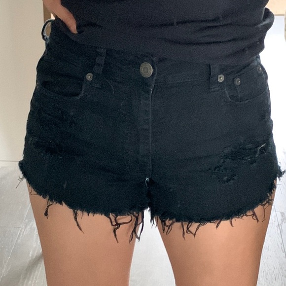 American Eagle Black Denim Shorts (size 2) - Picture 1 of 7